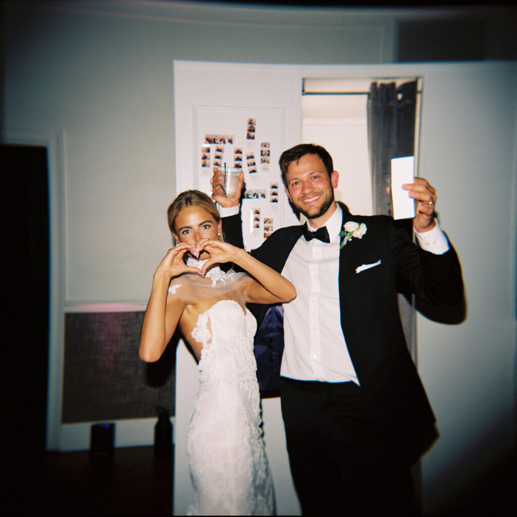 bride and groom on hola