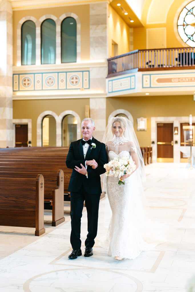 Catholic ceremony wedding photos